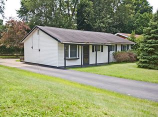 71 Dover Dr, Cranberry Township, PA 16066