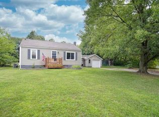 1108 E Valley Rd, Adrian, MI 49221