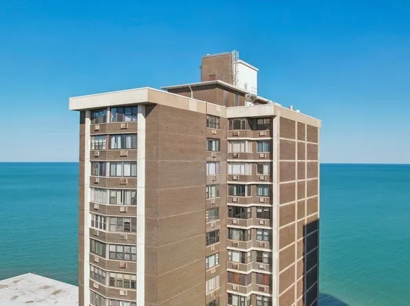 6325 N Sheridan Rd APT 2106, Chicago, IL 60660