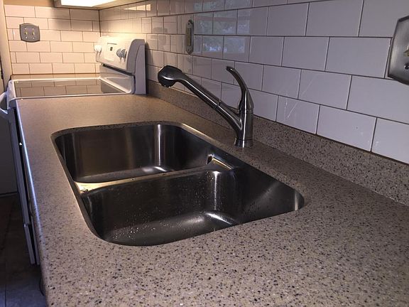kitchen, solid surface countertops