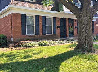 734 Harvard Dr, Edwardsville, IL