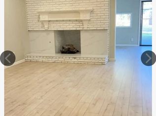 3165 Lockmoor Ln, Dallas, TX 75220