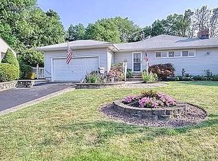 53 W Bradford Ave, Cedar Grove, NJ 07009