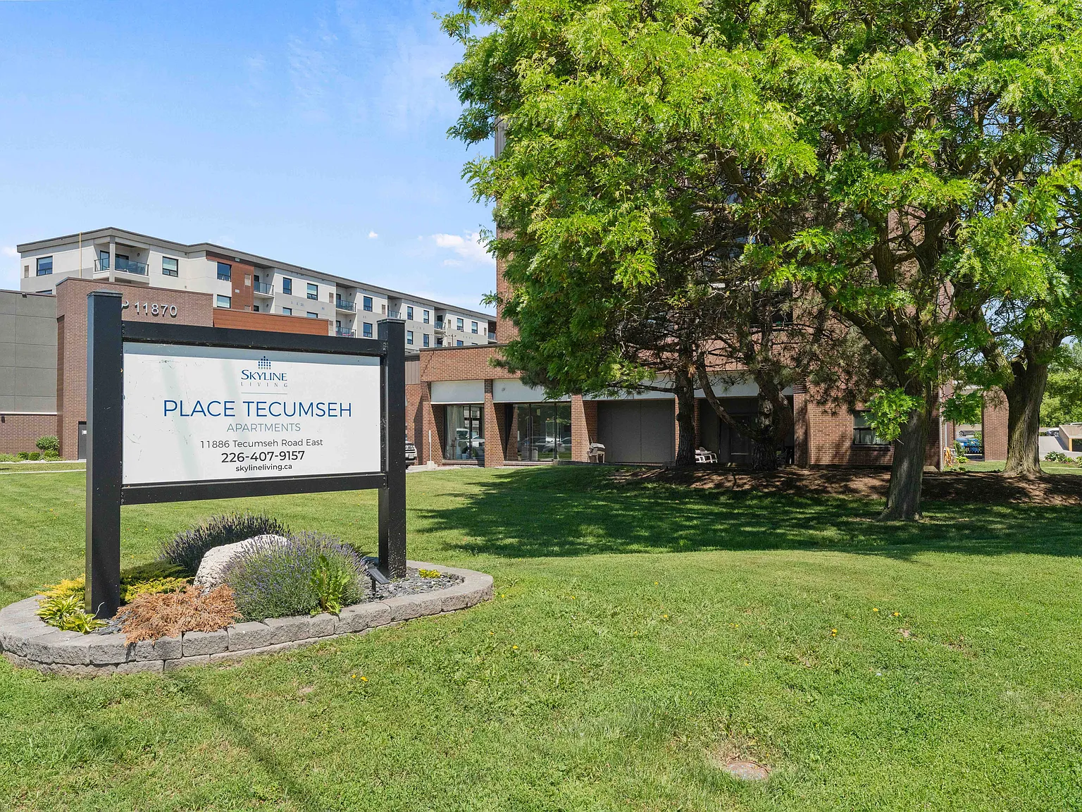 Place Tecumseh Apartments — Photo 4