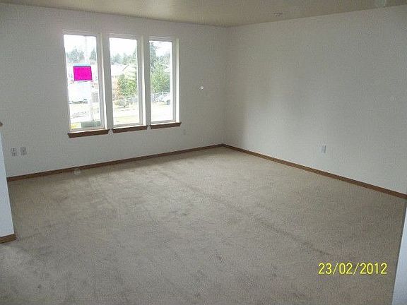 4th image of 25305 40th Ave E