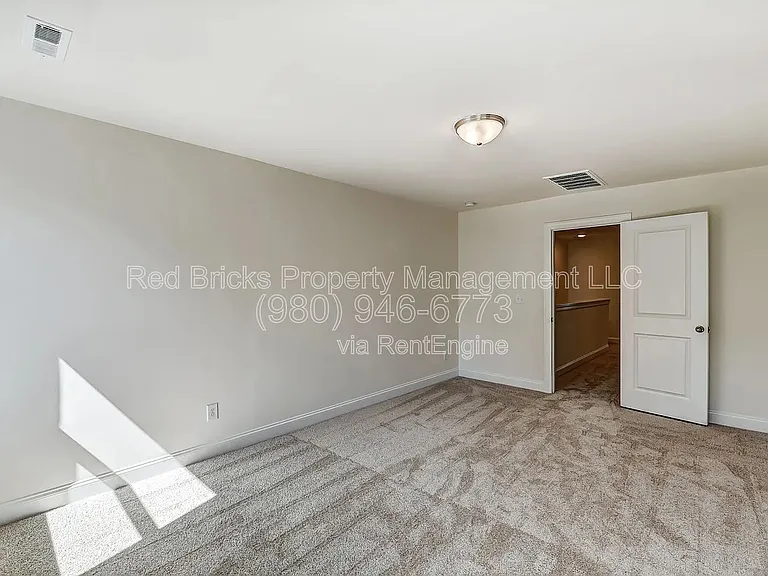 4023 Black Ct — Photo 18