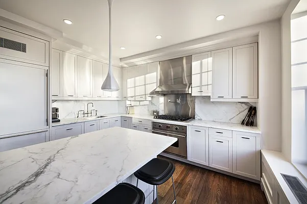 Rented by Corcoran | media 7