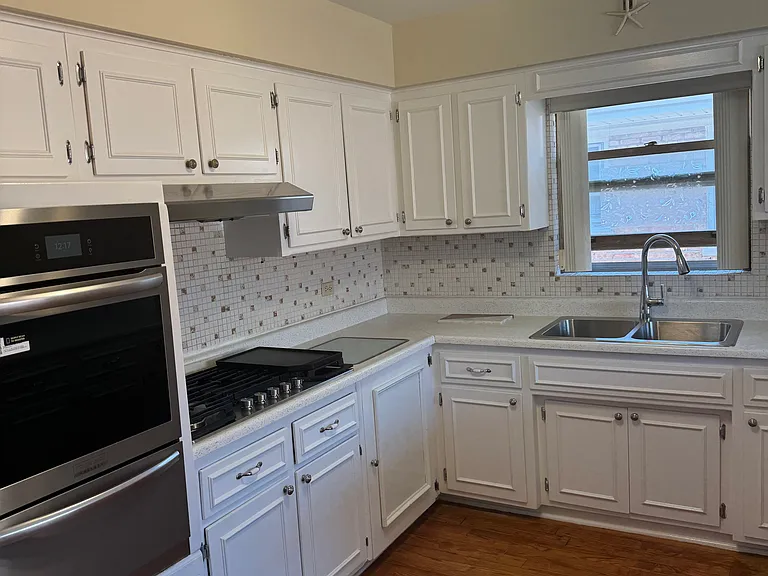 8532 W Berwyn Ave #2 — Photo 5