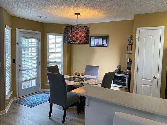 4th image of 104 Fox Creek Dr