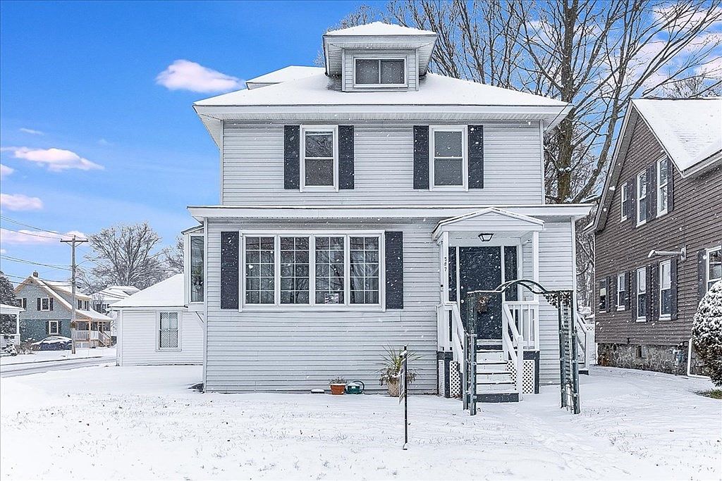 587 Stevens St, Lowell, MA 01851 Zillow
