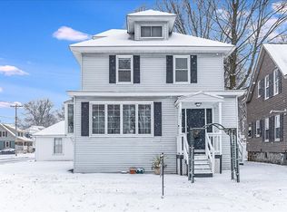 587 Stevens St, Lowell, MA 01851