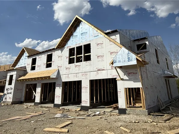 497 Greendell Bnd #757-303, Fairborn, OH 45324