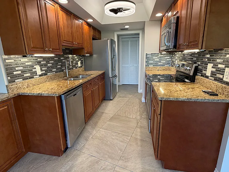5279 Fountains Dr S #404 — Photo 41