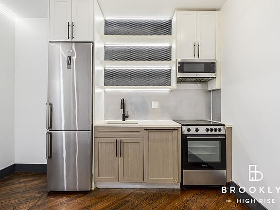 2nd image of 76 Palmetto St #1