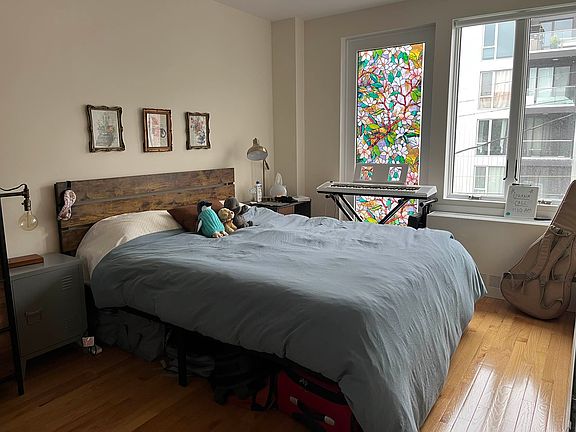 4th image of 14-34 31st Ave #3B