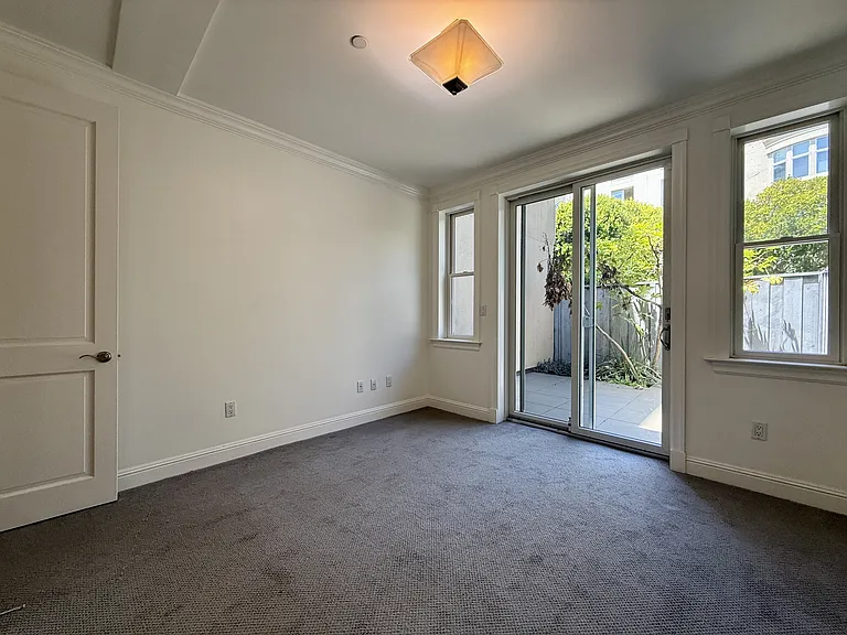 3316 California St #2 — Photo 22