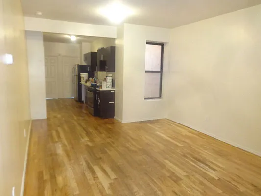 Rented by Blue Egg Realty Corp | media 11