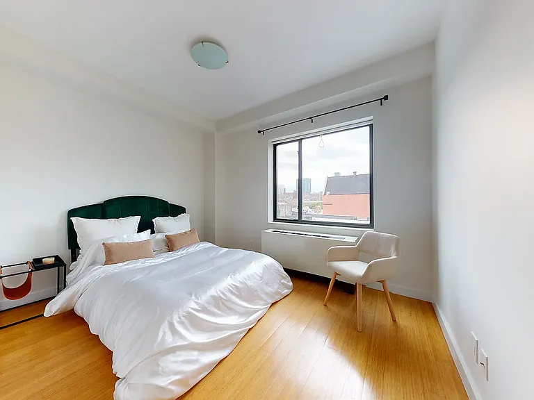 353 E 104th St #7D — Photo 5