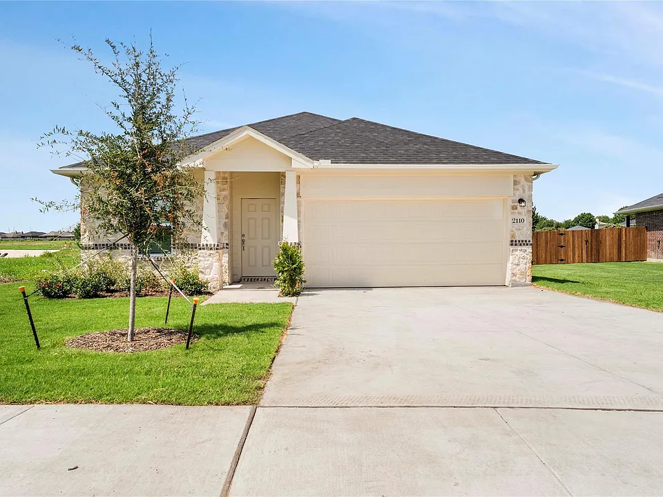 2110 Ridgecrest Ln