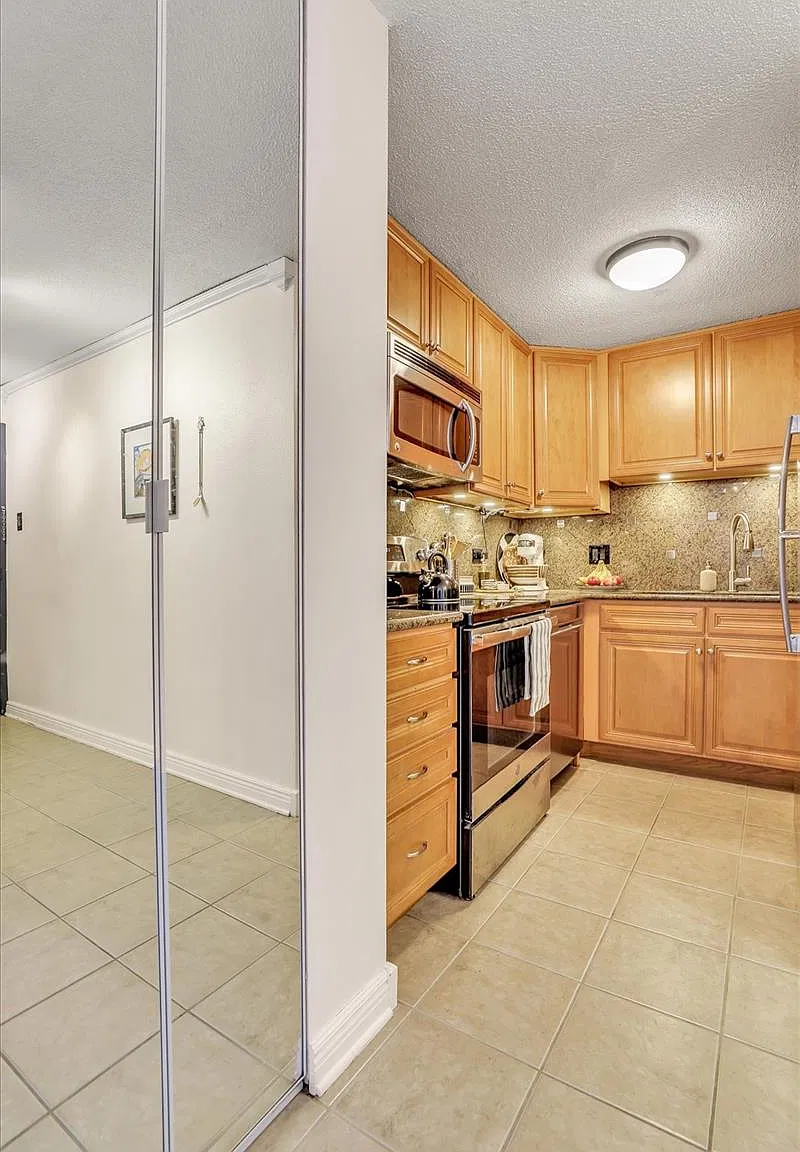 1 bed, 1.0 bath, 692 sqft, $1,550 — Photo 3