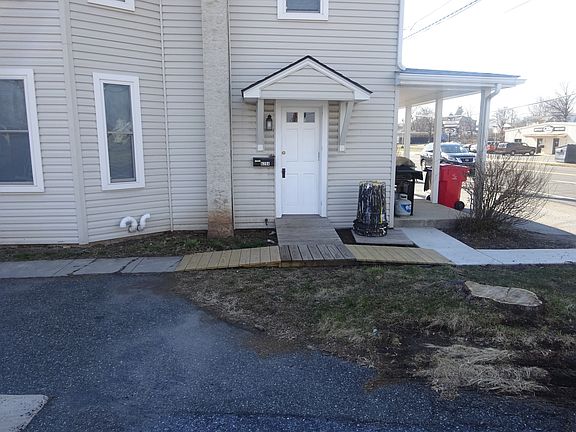 Side door handicap accessible