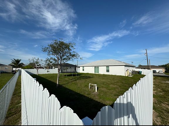 5th image of 2604 NW 2nd Pl