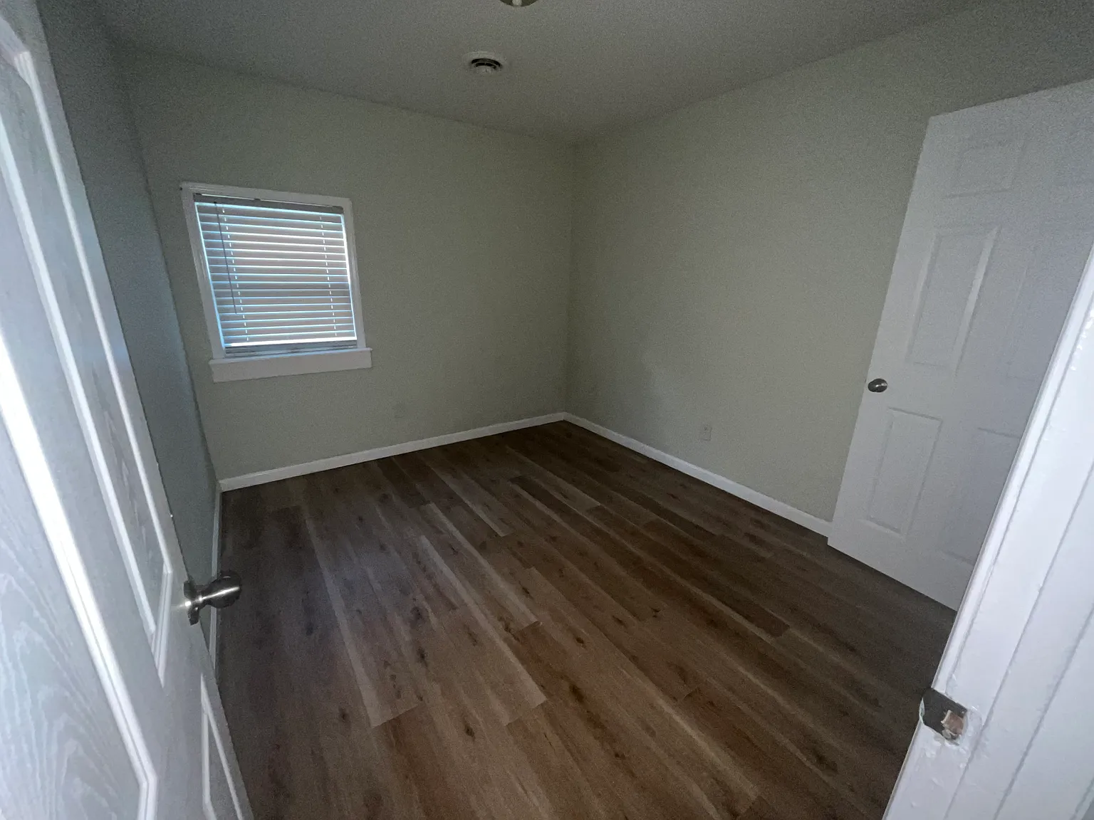 2 bed, $700 — Photo 3