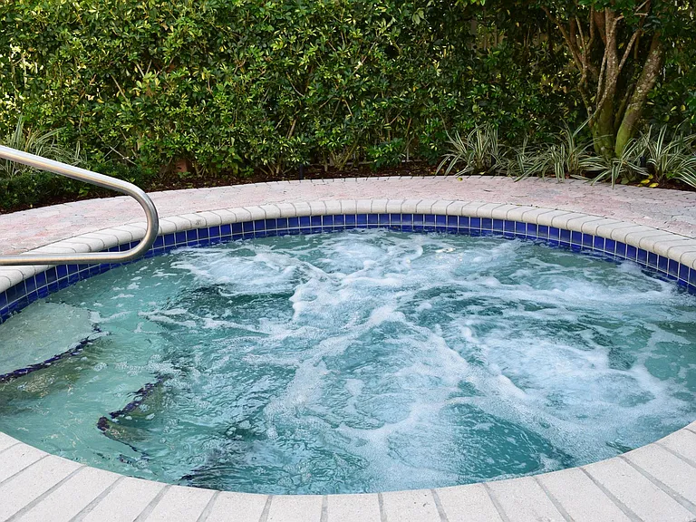 Jacuzzi