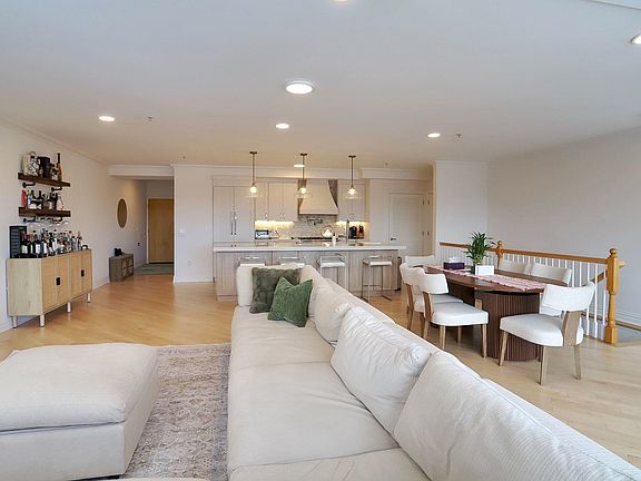 4th image of 84 Hackensack Plank Rd APT 1