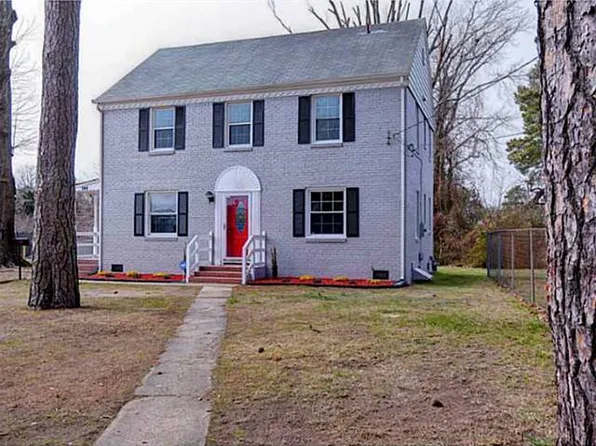101 Armstrong Dr, Hampton, VA 23669