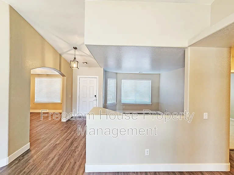 4591 Stoneham St — Photo 6
