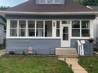 25 Elmwood St NE, Grand Rapids, MI 49505