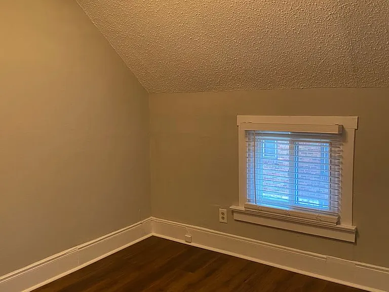 6339 Arthur Ave — Photo 6