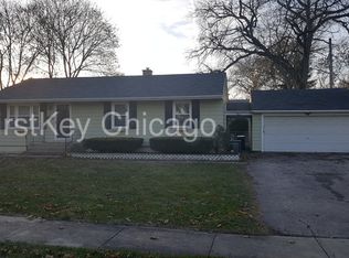 630 Crest St, Wheaton, IL 60187