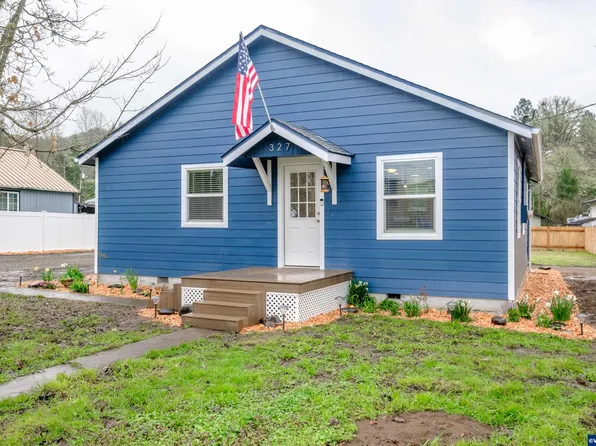 327 NE Balm St, Sheridan, OR 97378