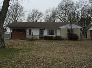 886 Main St, Dyer, TN 38330