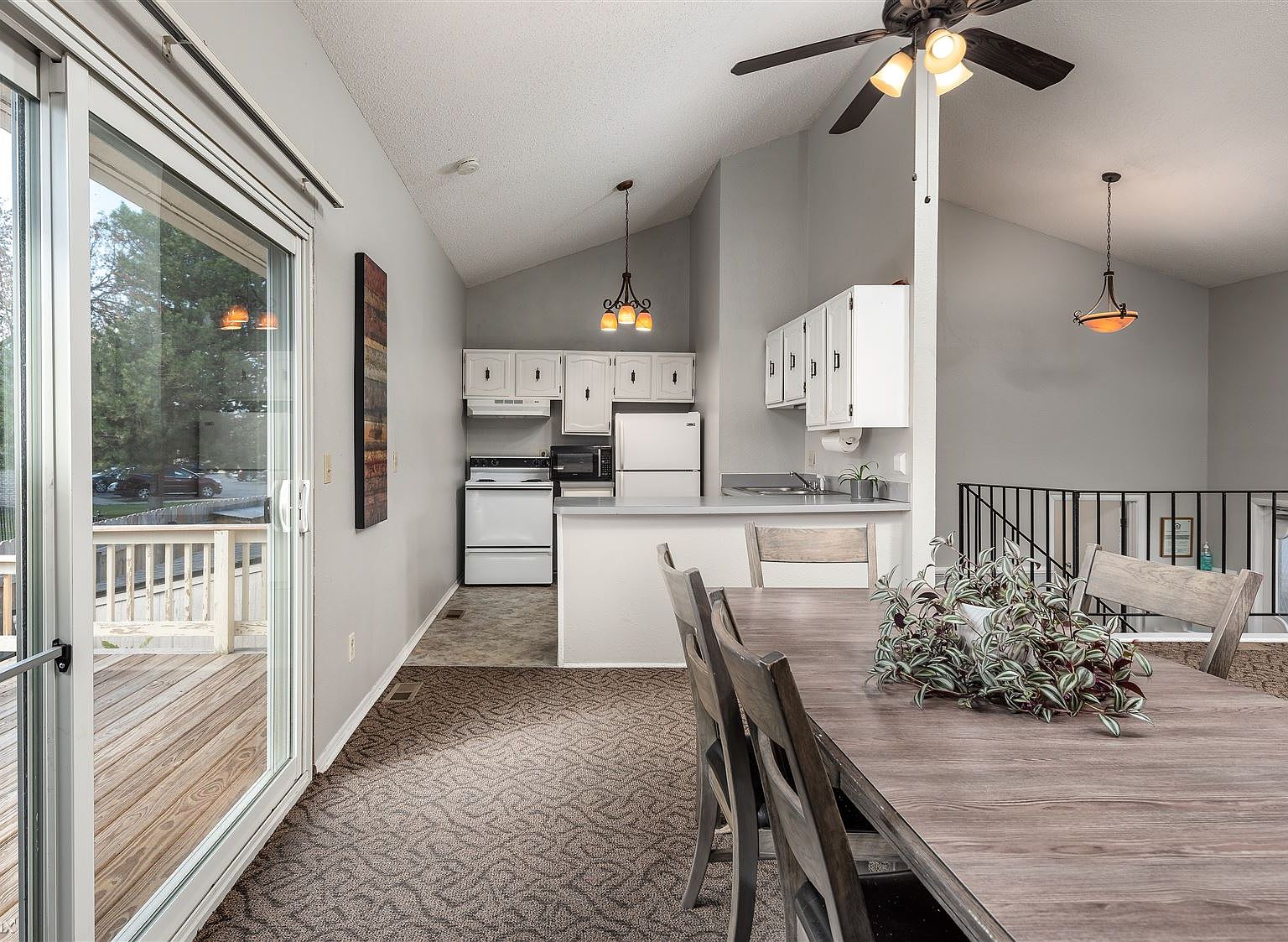 915 N York Dr, Essexville, MI 48732 Zillow