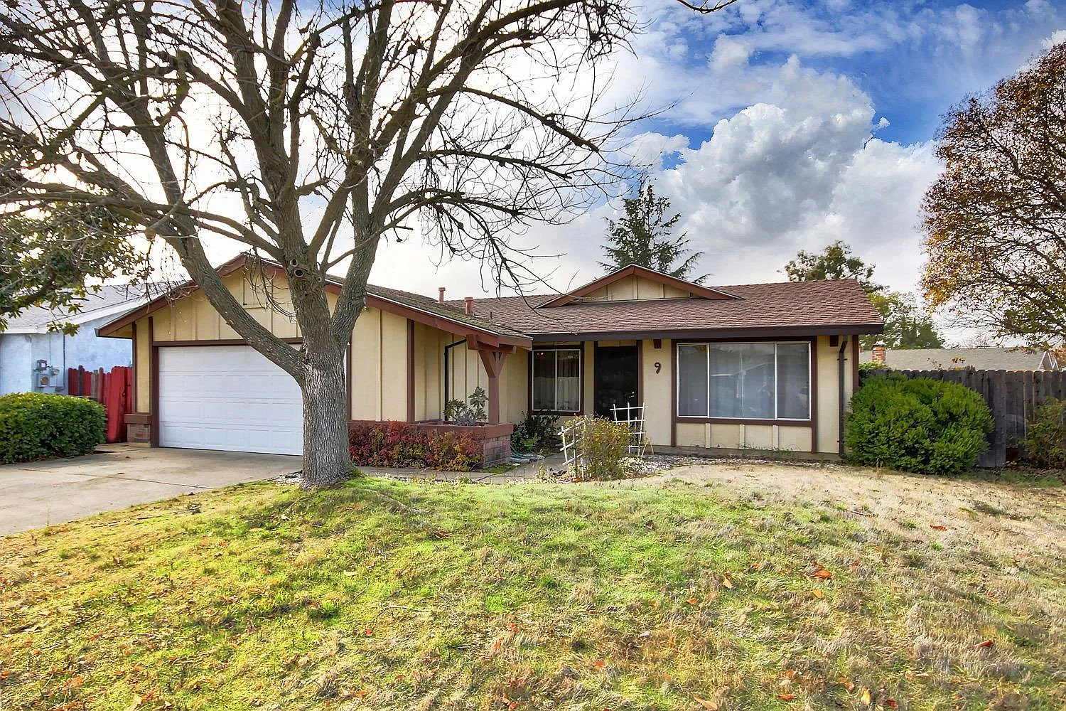 9 Deer Ct photo 1