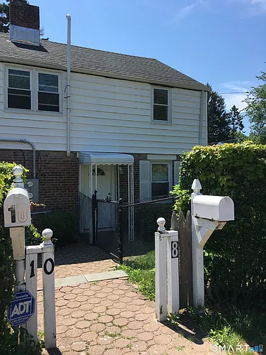 8 High Ridge Dr Photo 1