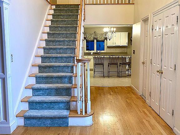 2nd image of 50 Delongis Ct