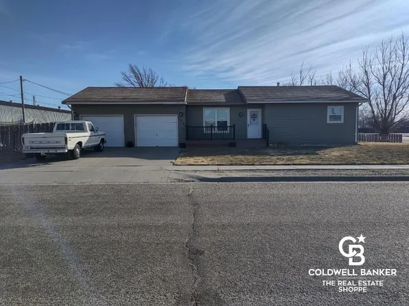 106 Sonnie Baird Ln, Holcomb, KS 67851