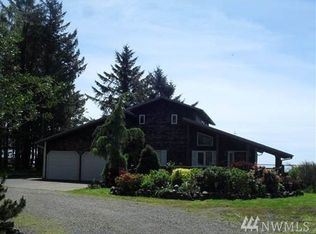 830 Riverview Ln, Chinook, WA