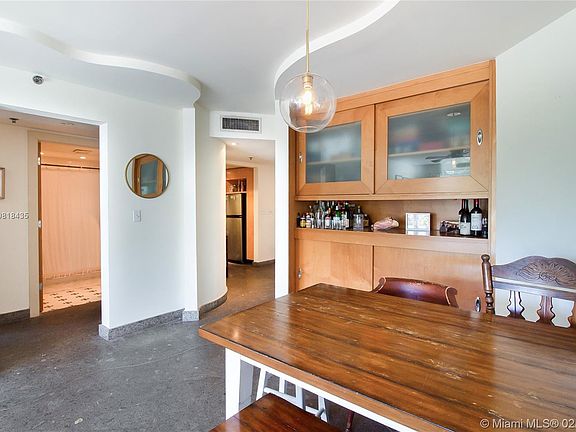 4th image of 227 Michigan Ave APT 307