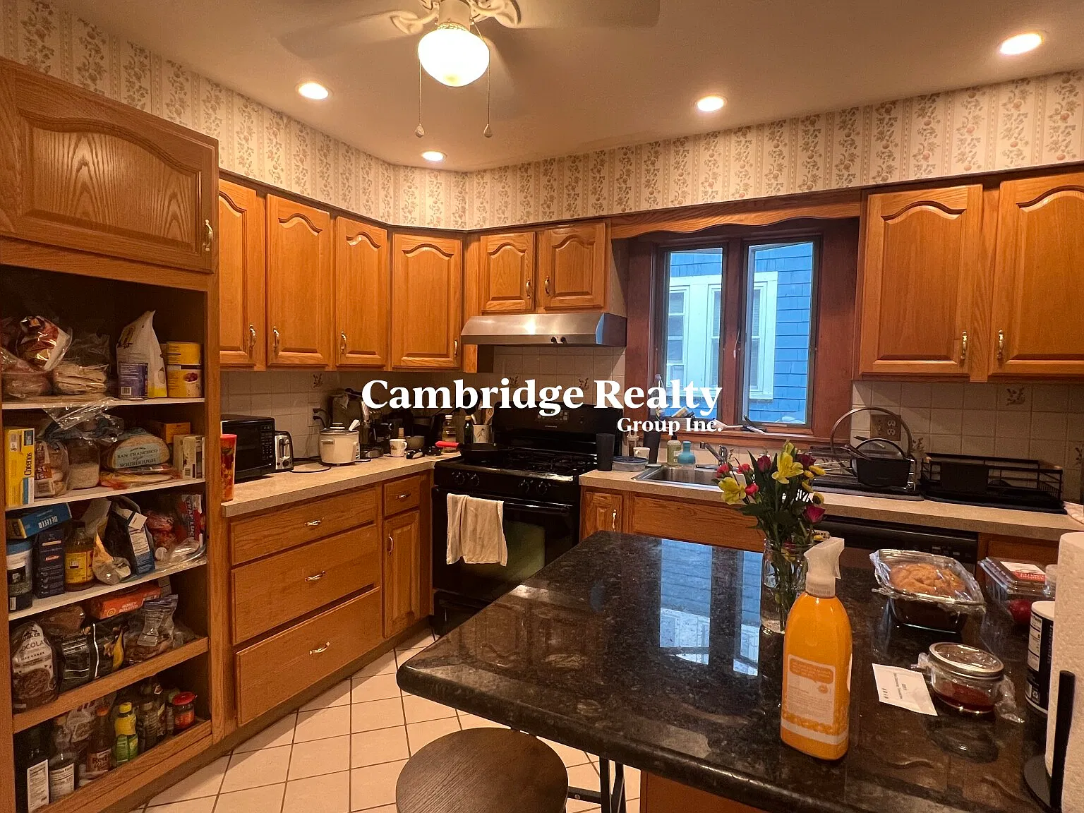 4 bed, 1.0 bath, $5,600 — Photo 4