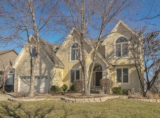 12217 Bradshaw St, Overland Park, KS 66213