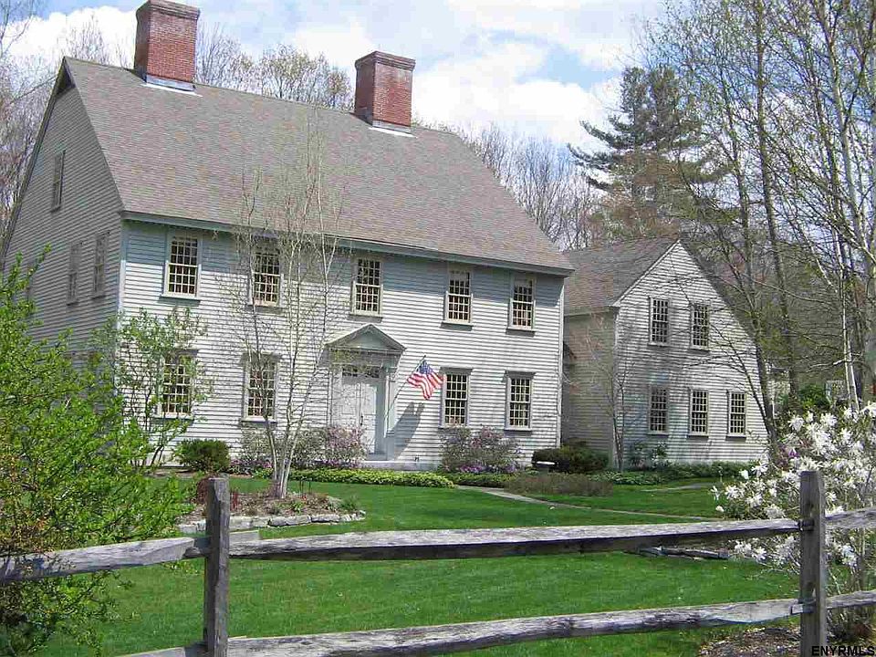 1st image of 66 Robinwood Dr
