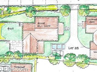 28 Mill St, Nantucket, MA 02554