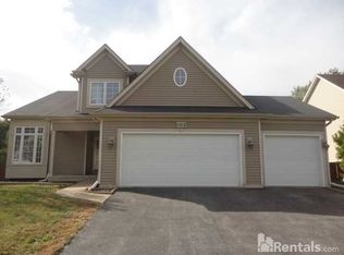 1012 Ohio St, Aurora, IL 60505