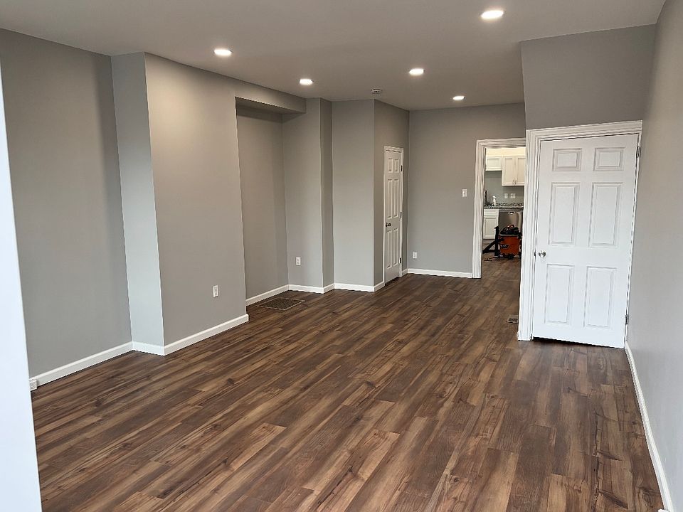 1st image of 811 N Queen St #1