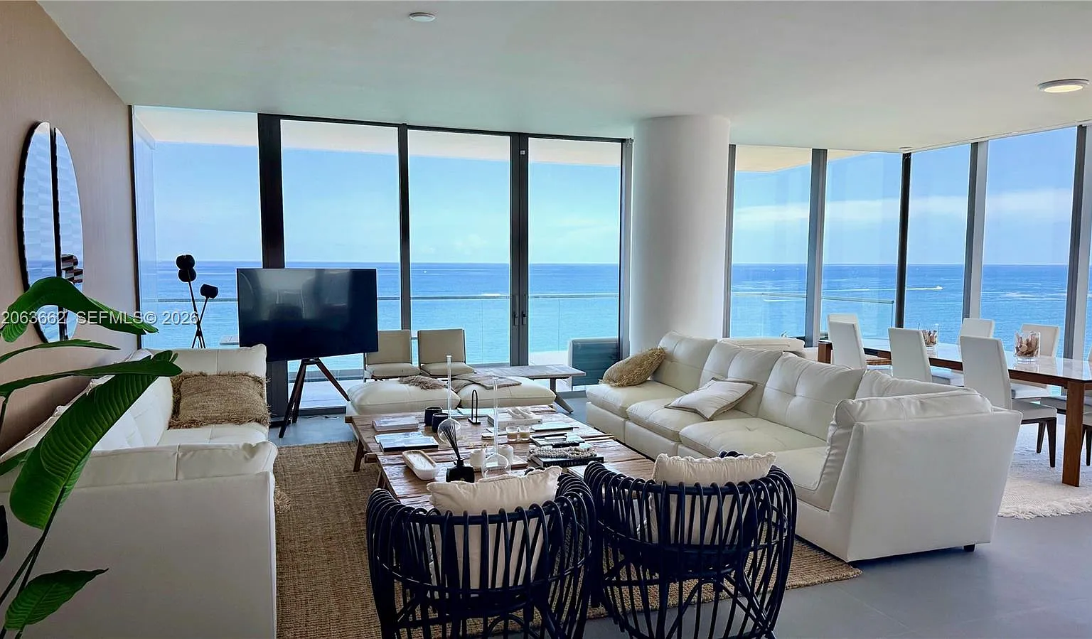 3 bed, 2545 sqft, $24,000 — Photo 1